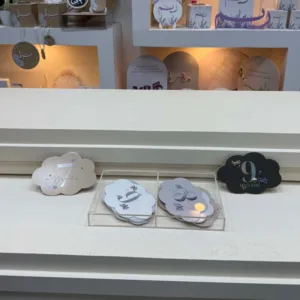 طقم كروت الشهور الأكرليك مع بوكس
