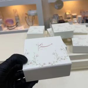 بوكس جلد مع طباعة مخصصة حسب الطلب