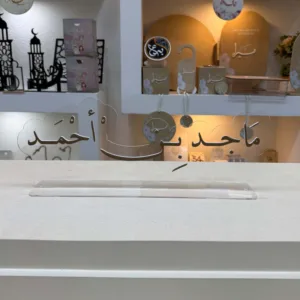 ستاند اسم طاولة شفاف